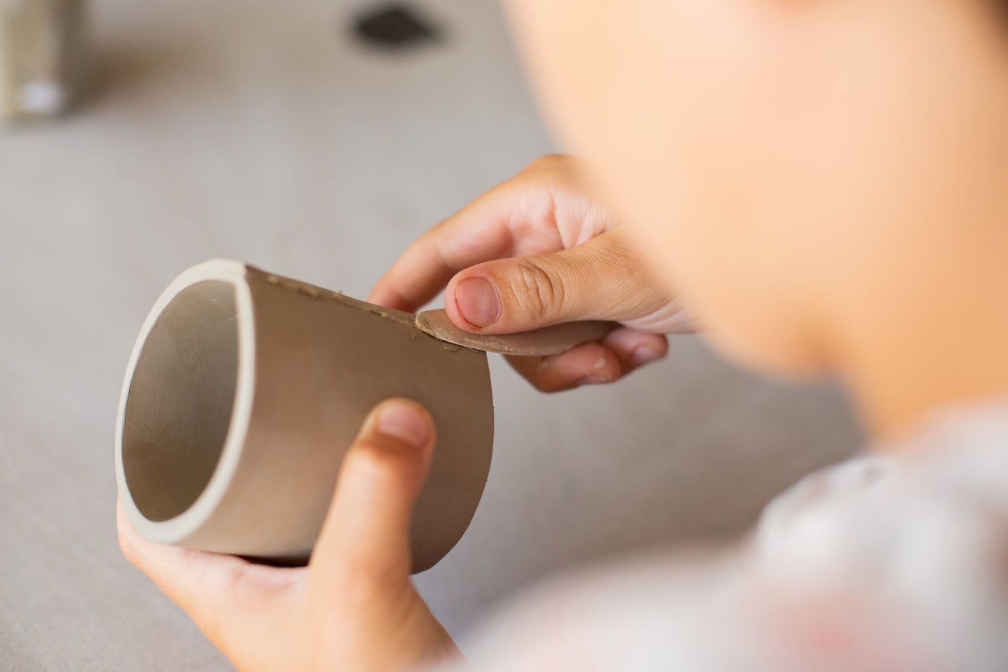 Carte 10 stages de poterie enfant 2H